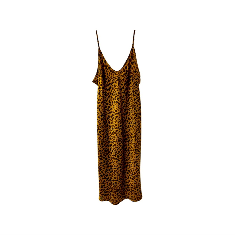 Silky sexy dress. Worn once. Size L